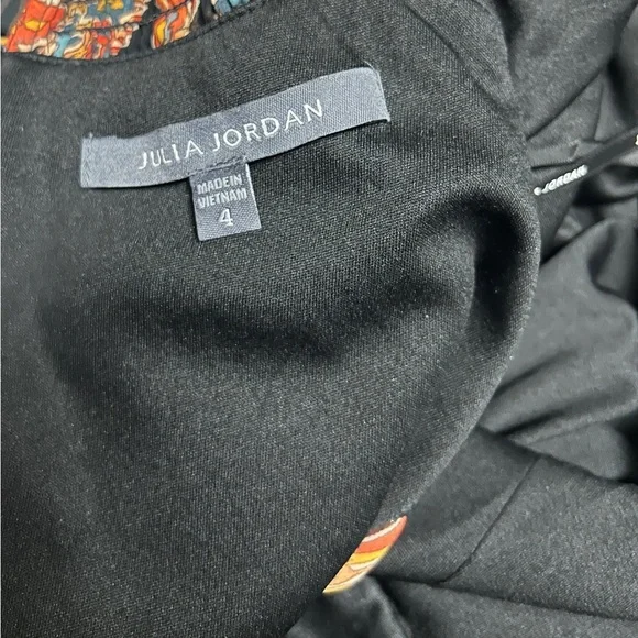 Julia Jordan • Size 4 • Floral/Paisley • Fall Colors • Brown/Beige/Yellow •Dress - Picture 16 of 16